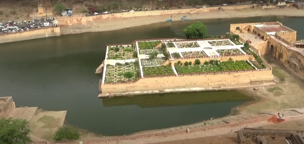 kesar bagh Amer fort jaipur